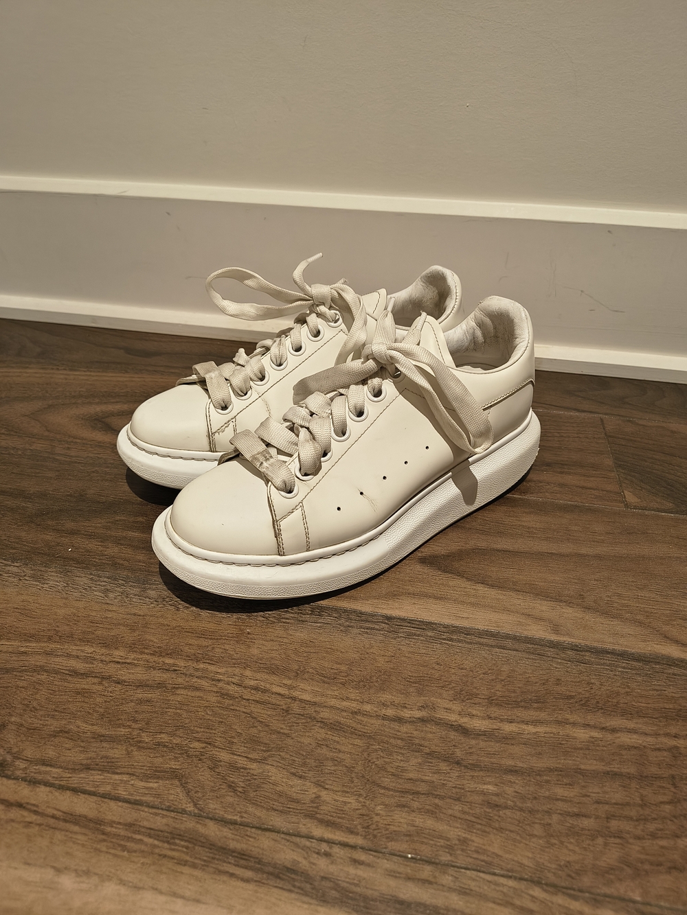 Alexander McQueen Oversized Sneakers Women's EU 39 White Leather Platform Shoes